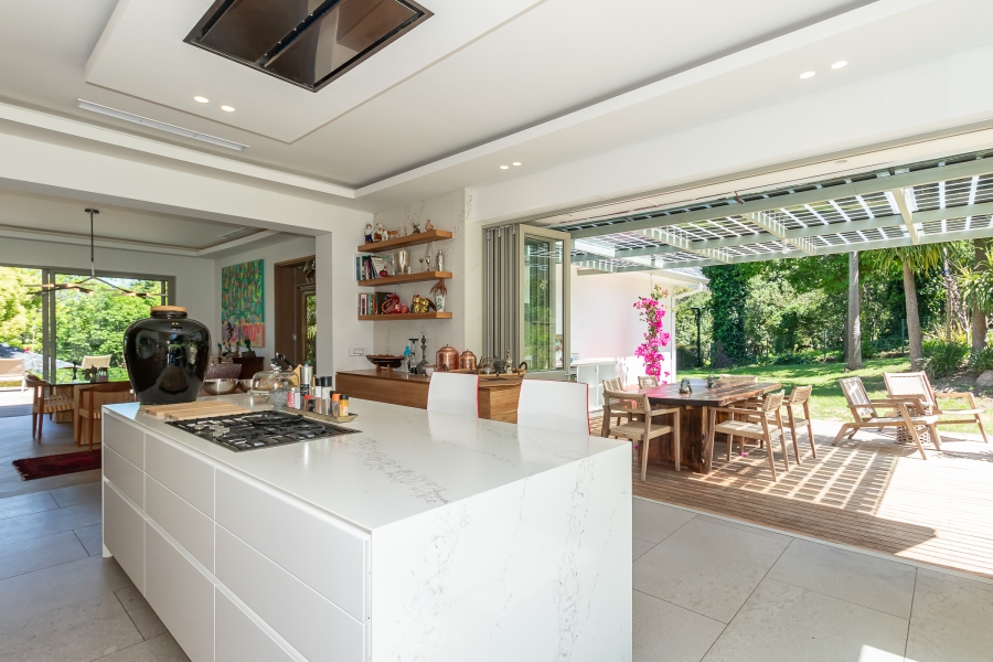 4 Bedroom Property for Sale in Bishopscourt Western Cape